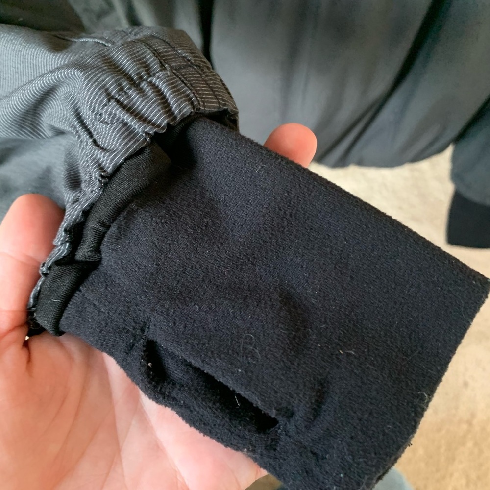 Lululemon Exercise Jacket - Picture 4 of 7